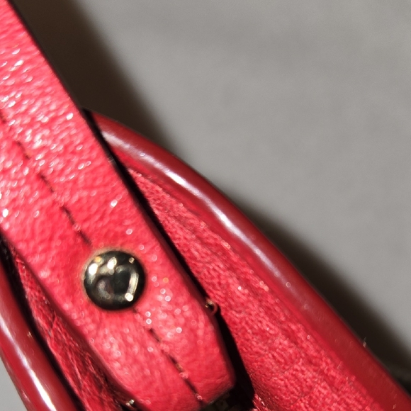 RARE NWOT Kate Spade Briar Lane Quilted Red Leather Wristlet - Fits S24/iPhone - Picture 6 of 11